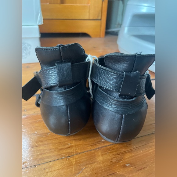 Summit by White Mountain ankle boots / Size 6.5 - Picture 6 of 6